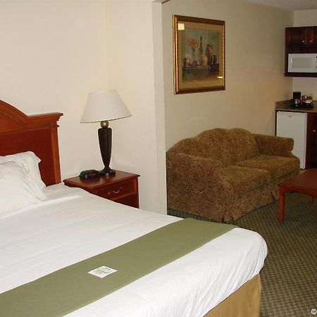 Holiday Inn Express Hotel & Suites Elkhart-South Exteriör bild