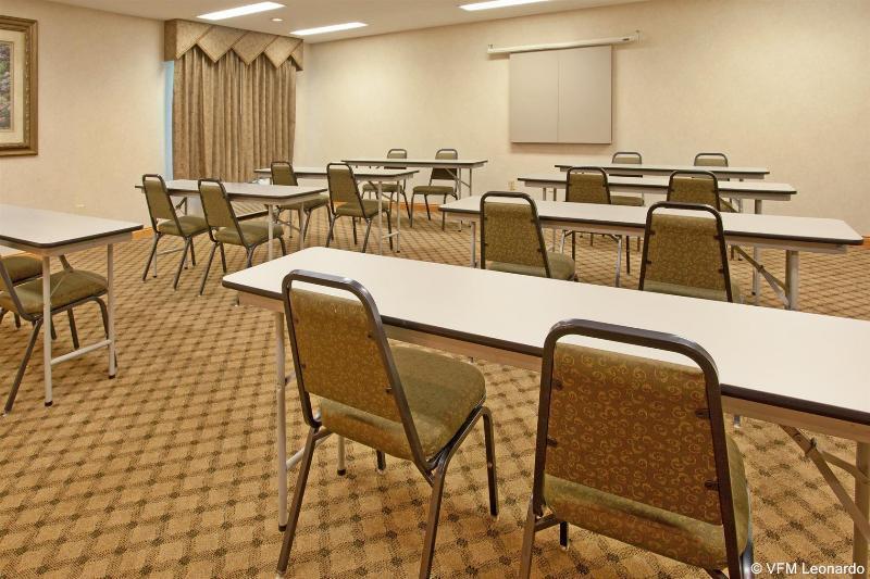Holiday Inn Express Hotel & Suites Elkhart-South Exteriör bild
